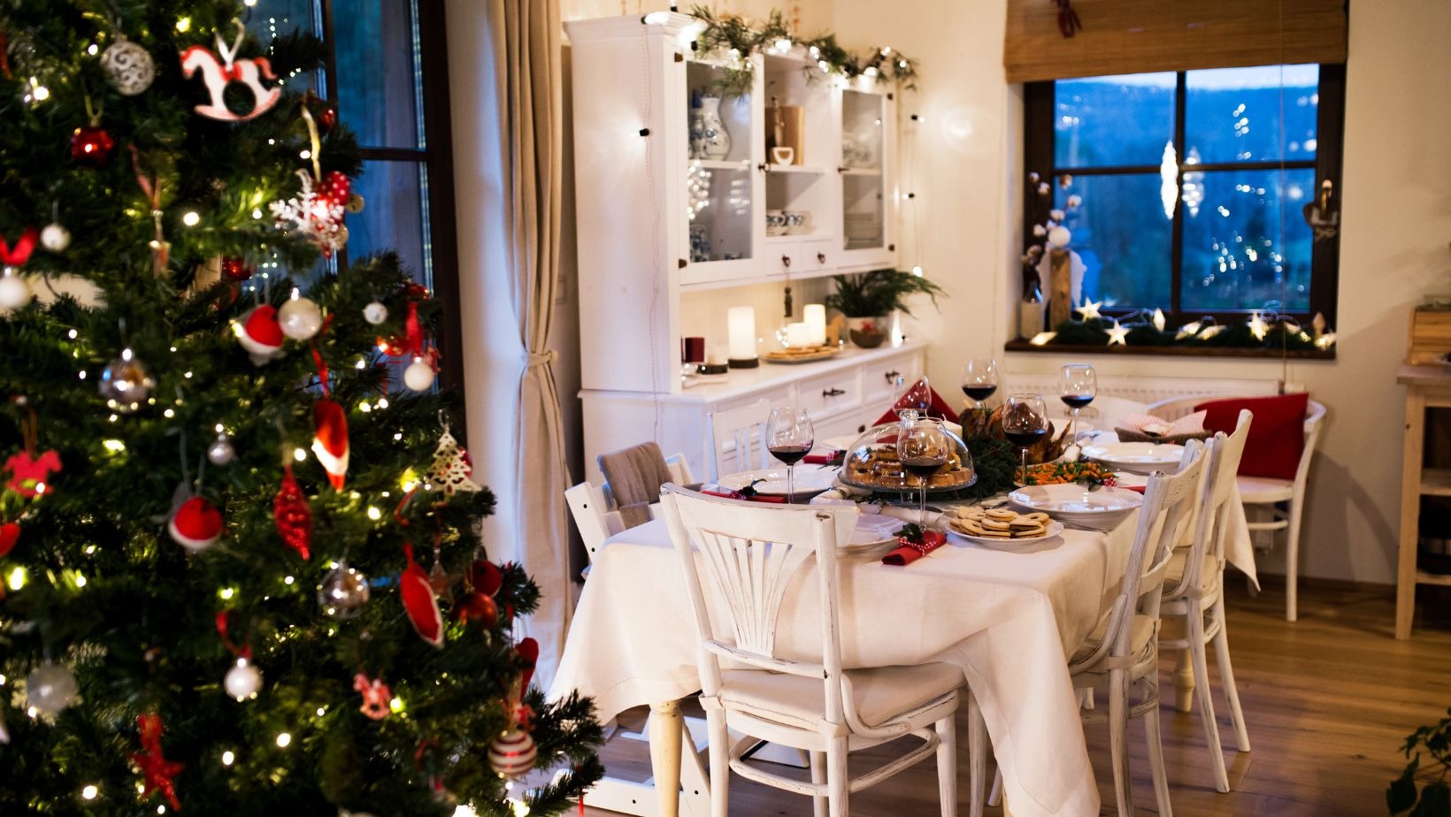 Muebles de Comedor Perfectos para Celebrar una Cena Navideña en Casa -  OPORTUNISSIMO